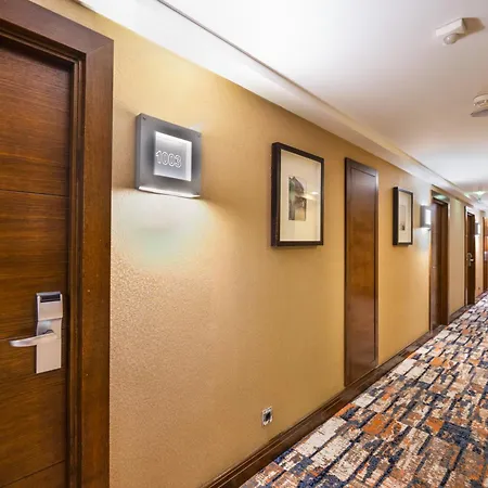 Hotel Midtown Istanboel