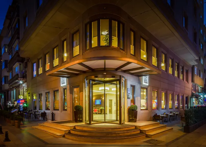 Midtown 4* Стамбул