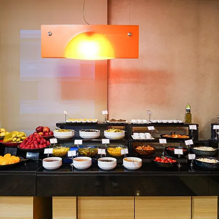 Szálloda Midtown 4*