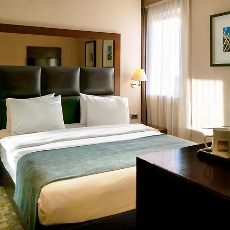 Szálloda Midtown 4*