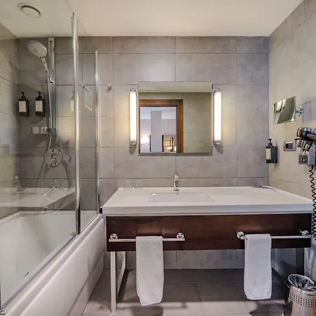 Midtown 4*