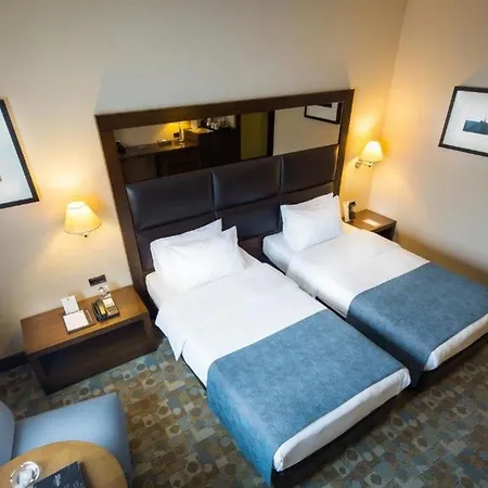 Szálloda Midtown 4*
