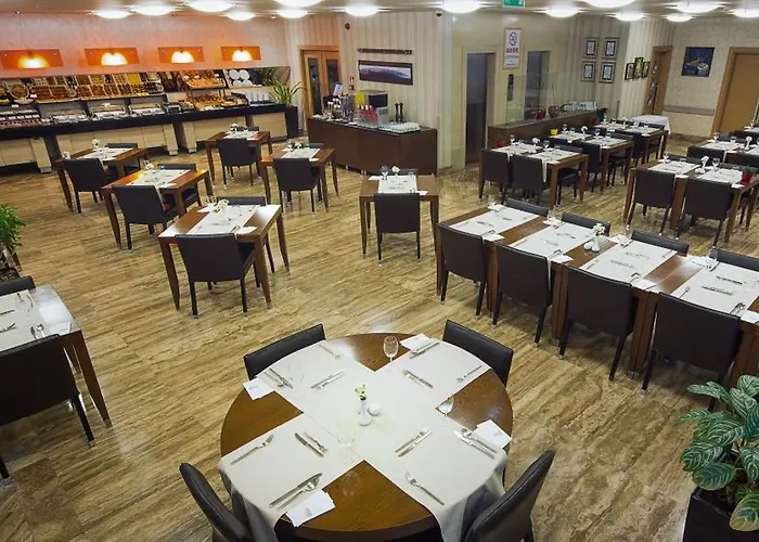 ميدتاون فندق